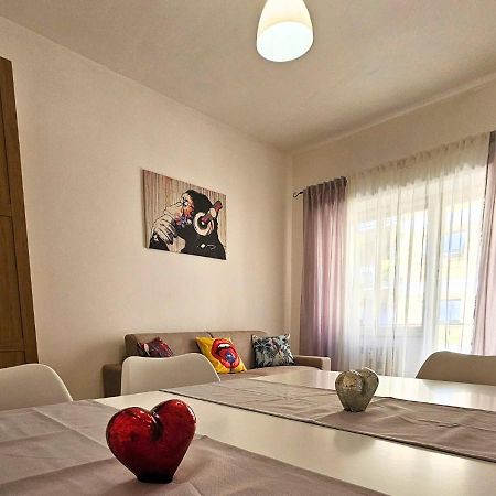 Urban Street Apartment Roma Esterno foto